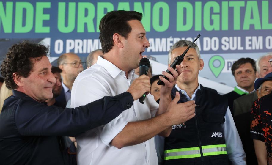 Primeiro na América do Sul: Bonde Urbano Digital começa a operar entre Pinhais e Piraquara