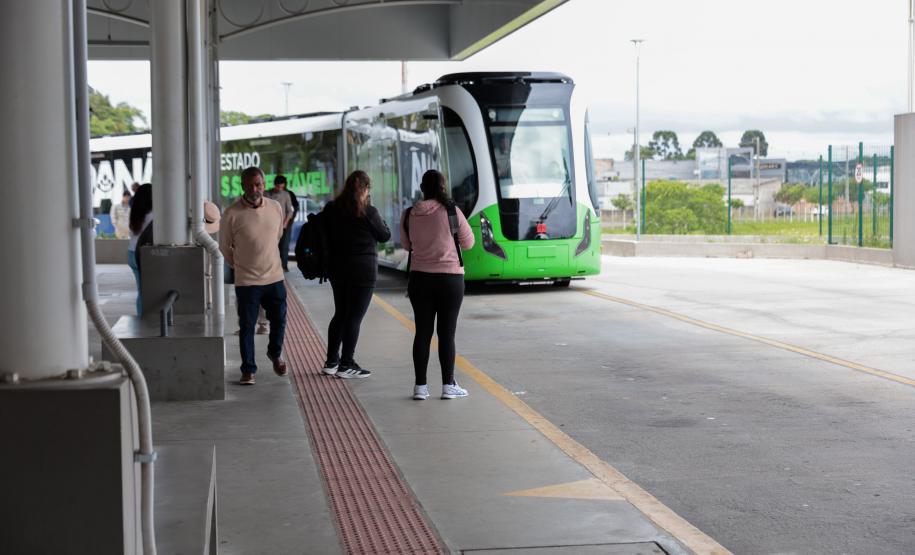Bonde Urbano Digital inicia operação completa e empolga passageiros da RMC