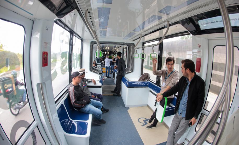 Bonde Urbano Digital inicia operação completa e empolga passageiros da RMC