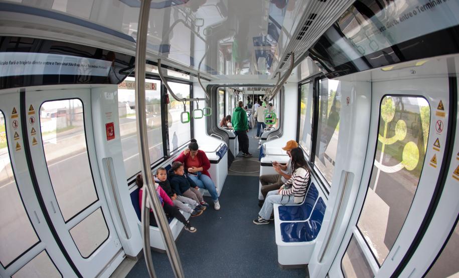 Bonde Urbano Digital inicia operação completa e empolga passageiros da RMC