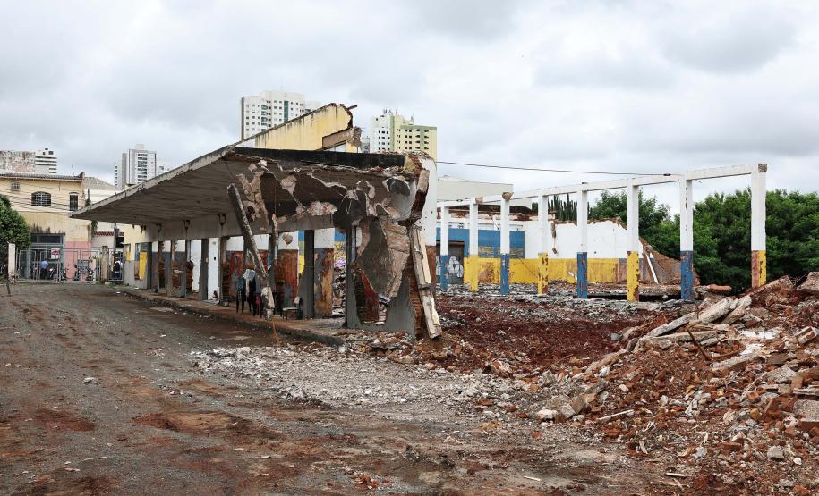 Com limpeza e sondagem do solo, obras do Terminal de Londrina começam a ganhar ritmo