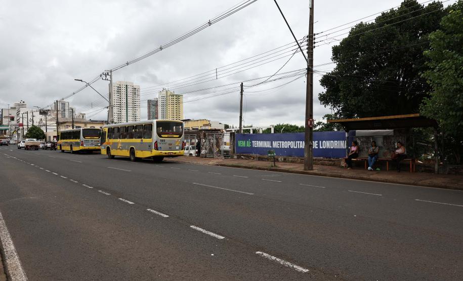 Com limpeza e sondagem do solo, obras do Terminal de Londrina começam a ganhar ritmo