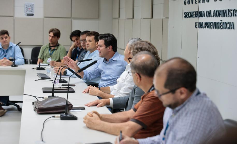 Curitiba, Colombo e Fazenda Rio Grande: Estado assina contrato para anteprojeto de novo corredor de ônibus