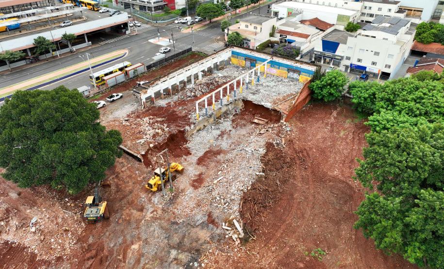Com limpeza e sondagem do solo, obras do Terminal de Londrina começam a ganhar ritmo