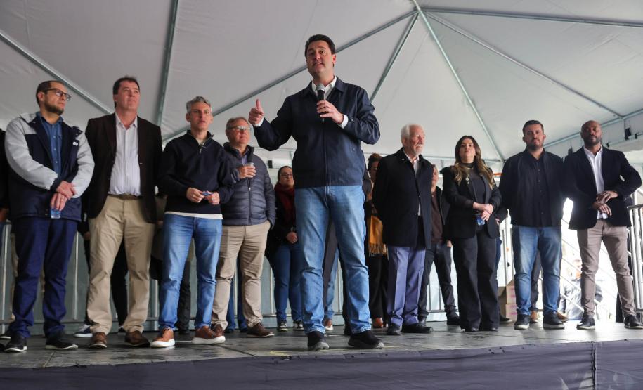 Estado entrega 37 novos ônibus Articulados Especiais para ligação entre Fazenda Rio Grande e Curitiba