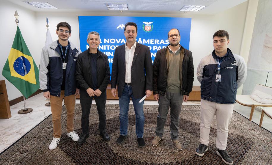 Estado instala 261 câmeras em 16 terminais para ampliar monitoramento do transporte metropolitano de Curitiba