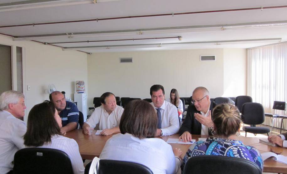 A primeira reunião do Grupo Interinstitucional de Trabalho (GIT) foi realizada nesta quarta-feira (14), na sede da Coordenação da Região Metropolitana de Curitiba (COMEC)