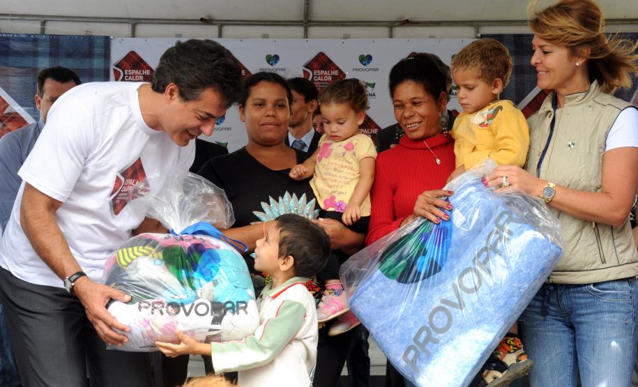 O governador Beto Richa e a secretária da Família e Desenvolvimento Social, Fernanda Richa, participaram no dia 10 de abril da inauguração de um Centro de Referência de Assistência Social (Cras) em Tunas do Paraná