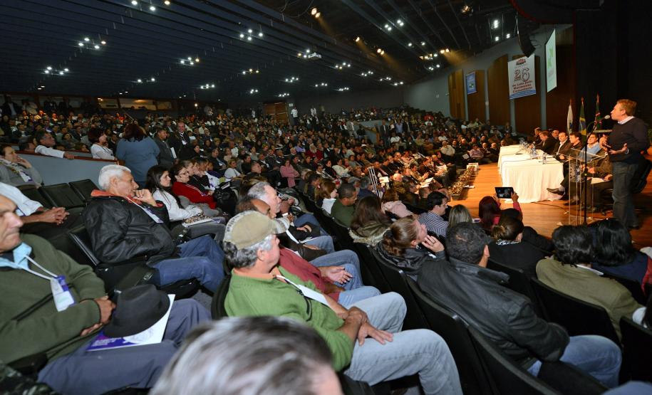 O vice-governador e secretário estadual da Educação, Flávio Arns, participou com secretários estaduais do Seminário de Integração Metropolitana de Curitiba, no auditório do Cietep no dia 16 de junho.