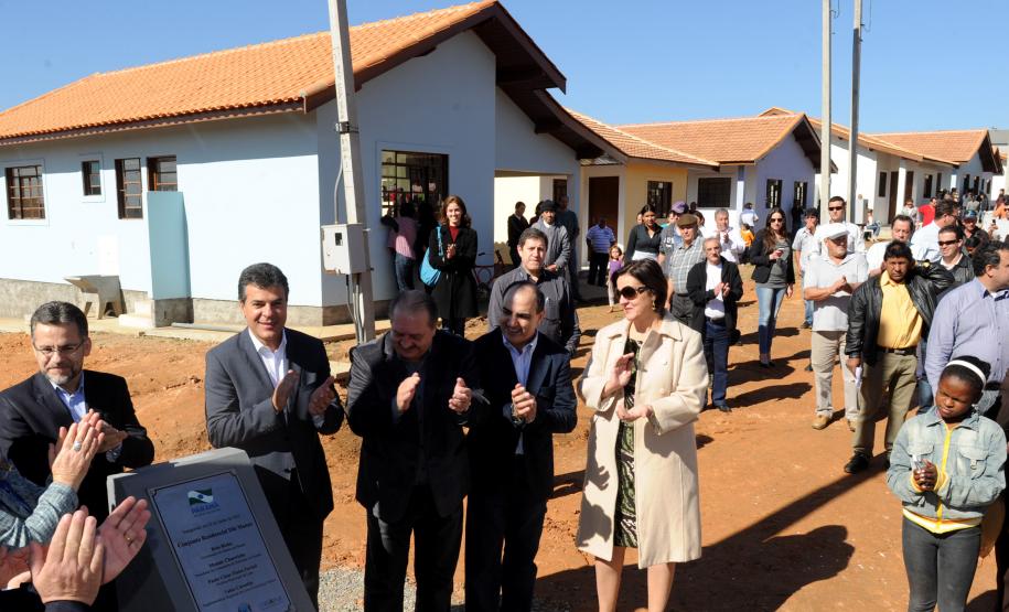 O governador Beto Richa entregou no dia 29 de junho, na cidade da Lapa, Região Metropolitana de Curitiba, 92 moradias do conjunto residencial Dib Manne, construídas pela Companhia de Habitação do Paraná (Cohapar).