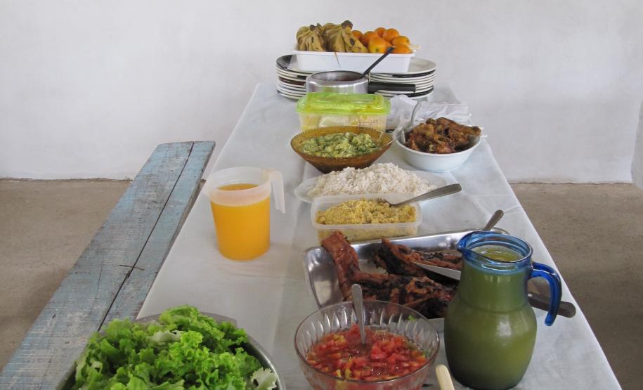 Organizadas pelo Instituto Emater, pela Ong Anda Brasil e pelas secretarias municipais de turismo, as caminhadas envolvem atualmente 427 famílias rurais, em 63 circuitos oficiais.