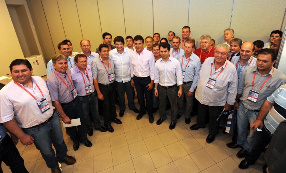 O governo do Estado fez cerca de 3 mil atendimentos durante o Encontro de Prefeitas e Prefeitos Eleitos, que terminou no dia 30 de novembro em Foz do Iguaçu. Foram três dias de intensa troca de informações entre representantes do Estado e gestores municipais que assumirão em janeiro