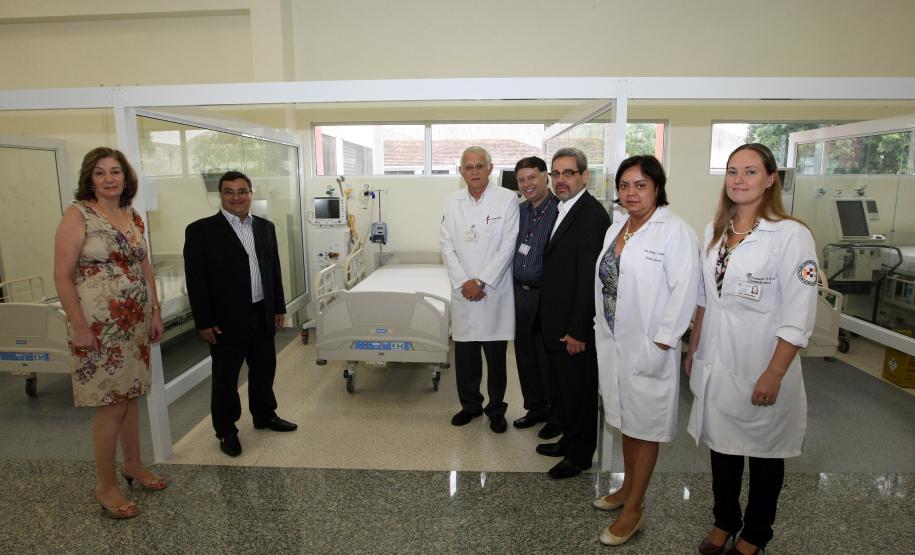 O governo do Paraná entregou no dia 27 de dezembro a reforma e ampliação no pronto-socorro e da Unidade de Terapia Intensiva do Hospital do Trabalhador, em Curitiba.