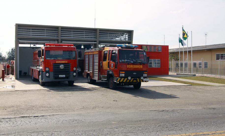 Moradores e comerciantes de Pinhais, na Região Metropolitana de Curitiba, estão satisfeitos com o atendimento rápido e eficiente que os bombeiros do 3º subgrupamento têm realizado nessas primeiras semanas de funcionamento do novo quartel no município.