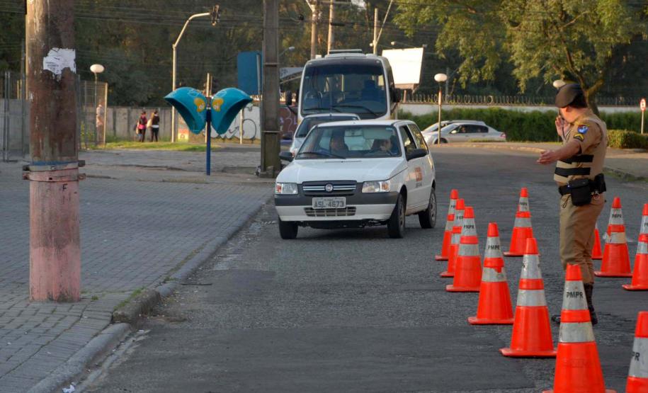 Mortes no trânsito caem 45% na RMC O número de homicídios culposos de trânsito caiu 45% na RMC, passando de 71 homicídios culposos para 39.