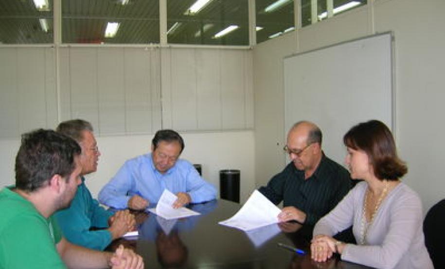 Comec assina contrato