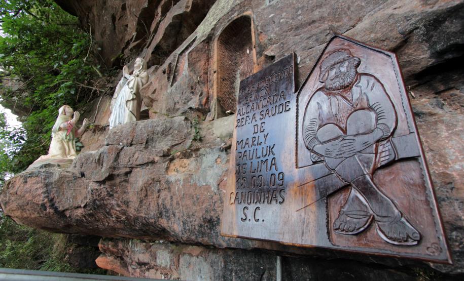 Reabertura do Parque do Monge vai reaquecer economia da região da Lapa As obras no Parque do Monge começaram no inicio deste ano e a previsão para conclusão é julho de 2014.