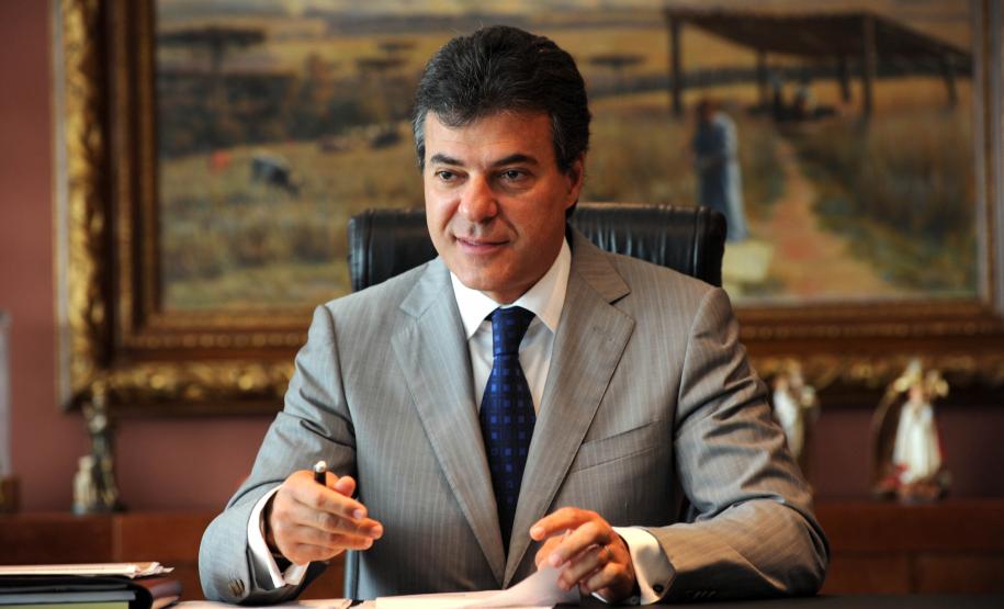 O governador Beto Richa confirmou a renovação do convênio com a prefeitura de Curitiba para o repasse do subsídio à rede integrada de transporte da RMC.