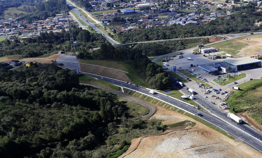 Richa inaugura novo contorno da BR-277 em Campo Largo O novo contorno da BR-277 em Campo Largo, na RMC, foi totalmente liberado no dia 17 de junho de 2014.