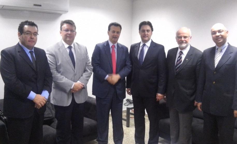 O secretário do SEDU, Ratinho Junior em audiencia com o ministro das Cidades, Gilberto Kassab e diretores e assessores da Comec, Paranacidades e Fomento Parana