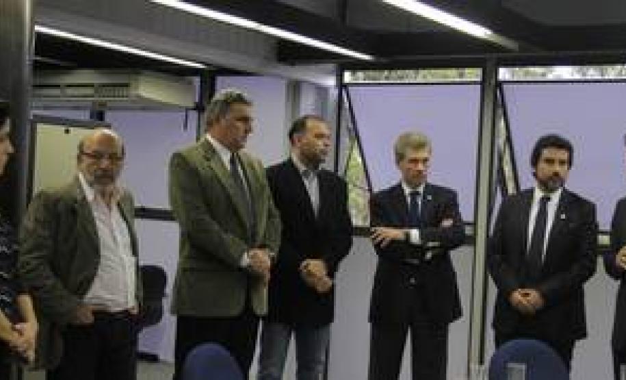 O secretário nacional de Acessibilidade e Programas Urbanos do Ministério das Cidades, Luís Ramos esteve em Curitiba para reunião com o secretário Ratinho Junior,  o coordenador da Comec, Carlos do Rego Almeida e o presidente da Comec, Omar Akel.