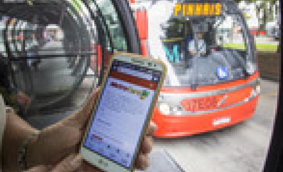 Terminais e estações-tubo metropolitanos têm internet gratuita Nove terminais e cinco estações-tubos metropolitanos já têm serviço de internet gratuita.