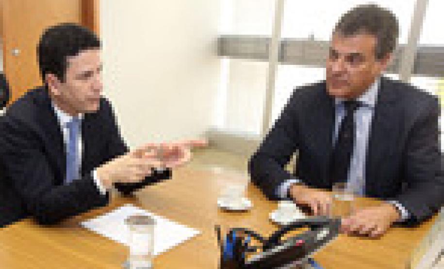 O ministro das cidades Bruno Araújo e o governador Beto Richa.