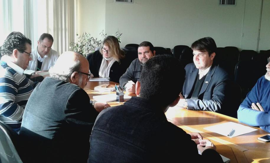 Reunião do grupo Pro-Metropole foi realizada na sede da Comec.