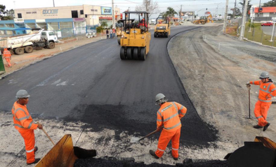 Os trabalhos fazem parte das obras de duplicação dos 14 quilômetros da rodovia