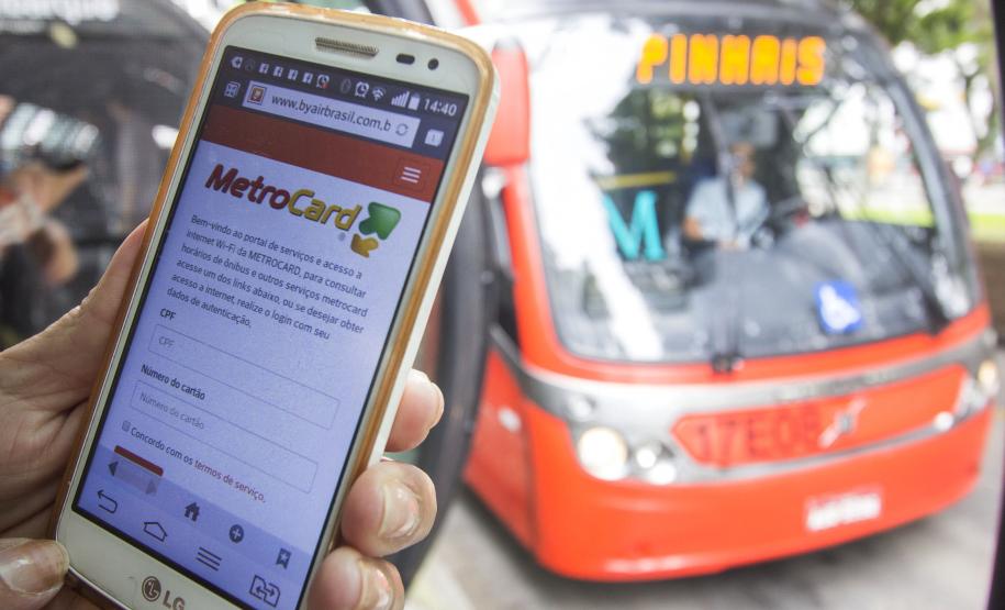 Acessar wi-fi nos terminais metropolitanos está mais fácil e rápido Até agora, o serviço de wi-fi disponibilizado pela Metrocard já permitiu mais de 37 mil conexões.