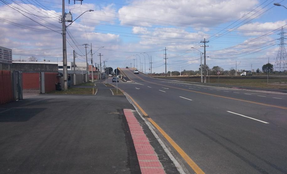 As sinalizações horizontal e vertical da Alça da Avenida Salgado Filho, já estão finalizadas.