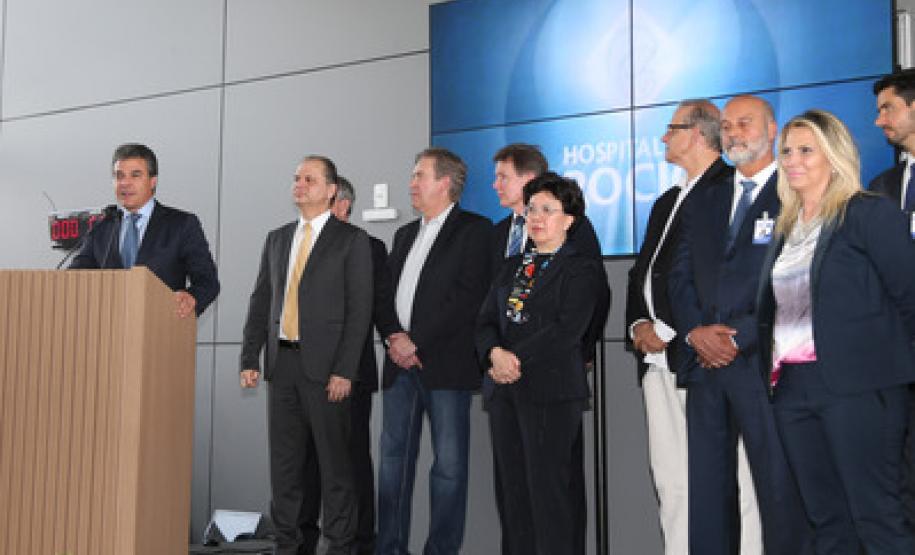 Em Campo Largo, Richa inaugura o maior ambulatório de especialidades do PR O evento contou com a presença do governador Beto Richa, do ministro da Saúde, Ricardo Barros, e da diretora-geral da Organização Mundial da Saúde (OMS), Margaret Chan e demais autoridades.