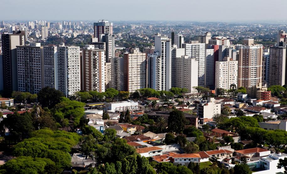 RMC é a mais sustentável do Brasil A RMC é composta por 29 municípios.