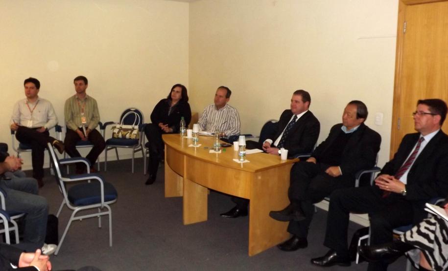 Municípios da RMC discutem indústria e comércio Reunião promovida pela SMAM