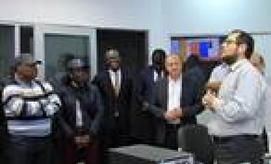 Comitiva visitou o CCO da Comec.