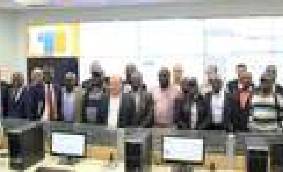 Comitiva visitou o CCO da Comec.