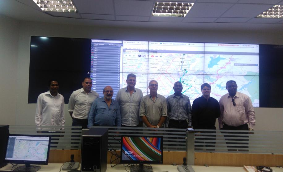 Representantes do Congo visitam Comec para conhecer sistema metropolitano de transporte Representantes do Congo e da Comec.