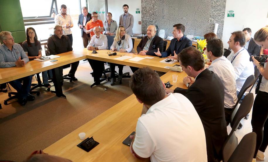 Cida e Greca discutem plano de desenvolvimento da Grande Curitiba A reunião foi realizada na sede do Ippuc.