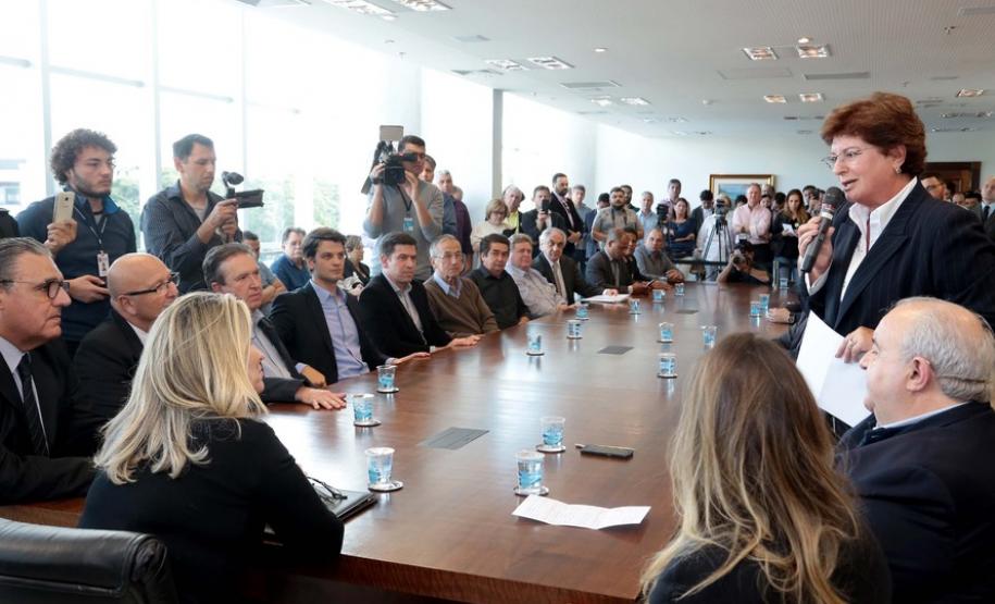 Autorizada retomada das obras de duplicação da Rodovia da Uva .